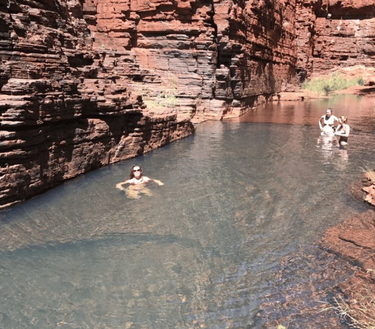 karijini-national-park-stations-ningaloo-reef-explorer-6 Via Travel 910 x 800 - 3